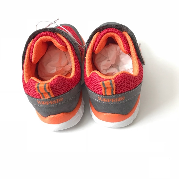 Boys Surprize by Stride Rite Light-Up Sneaker - Picture 4 of 8